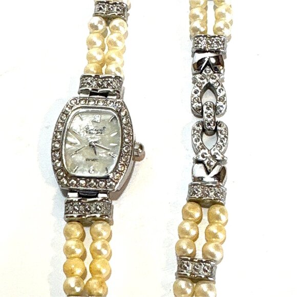 Vintage Ladies Pearl & Rhinestone Quartz Watch With Double Strand Bracelet - Picture 7 of 7